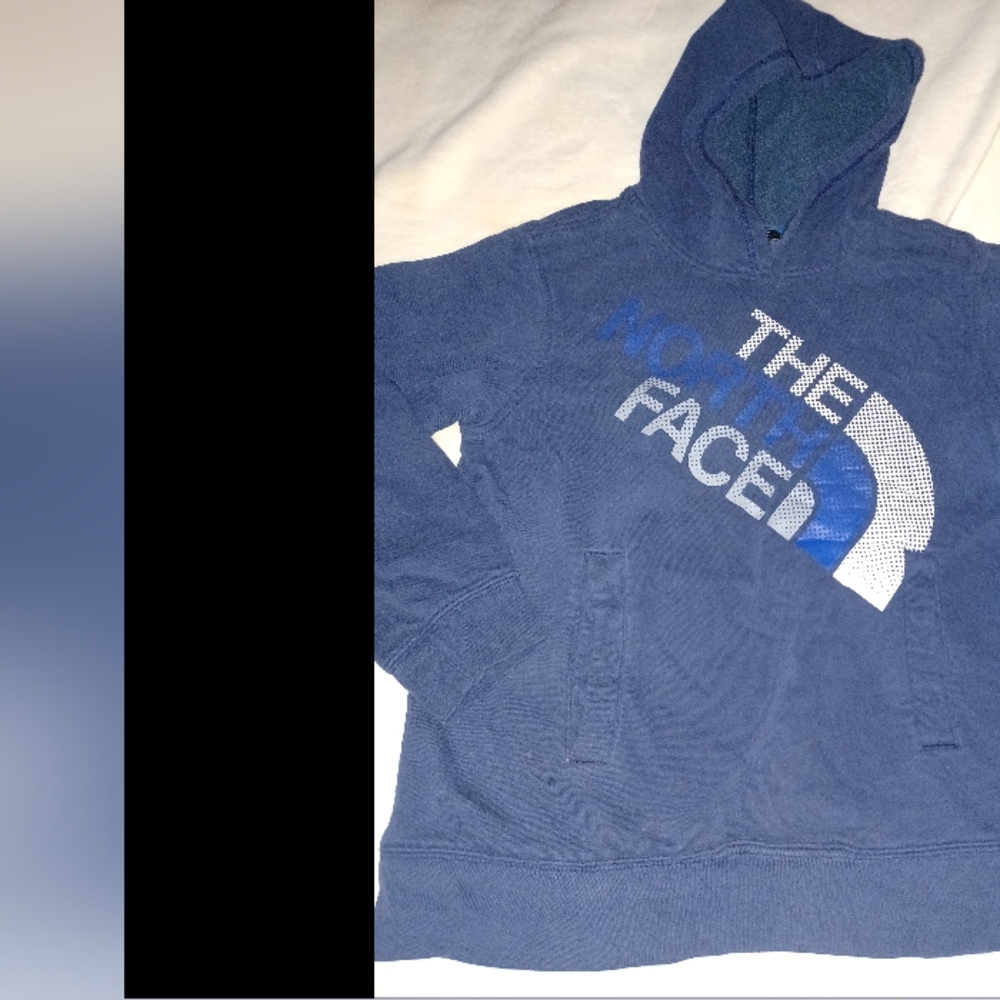 Boys The North Face hoodie sz large